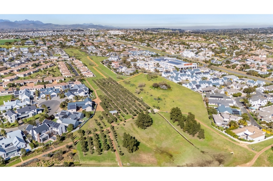 3 Bedroom Property for Sale in Graanendal Western Cape